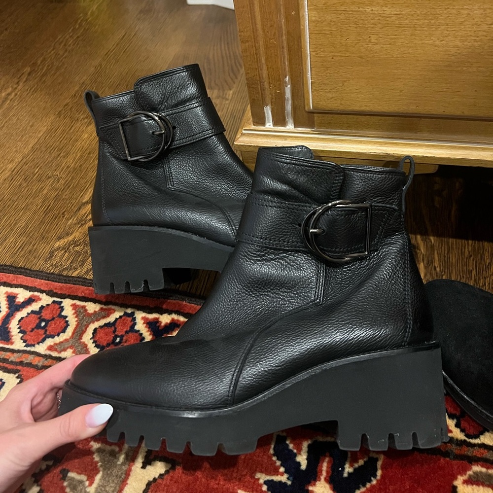 Paul Green Black Ankle Booties